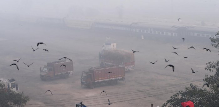 delhi-pollution-pti-1-915462-1605343906