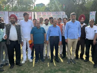 Cricket tournament started in Chandni Chowk Lok Sabha MP Sports Competition
